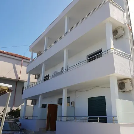Vila Sula Apartment Golem (Tirana)